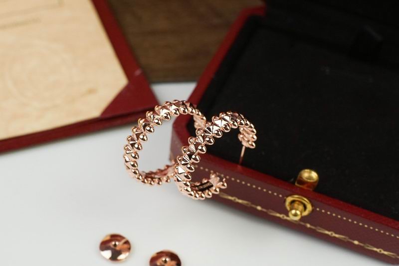 Cartier earring 05lyx65 (1)